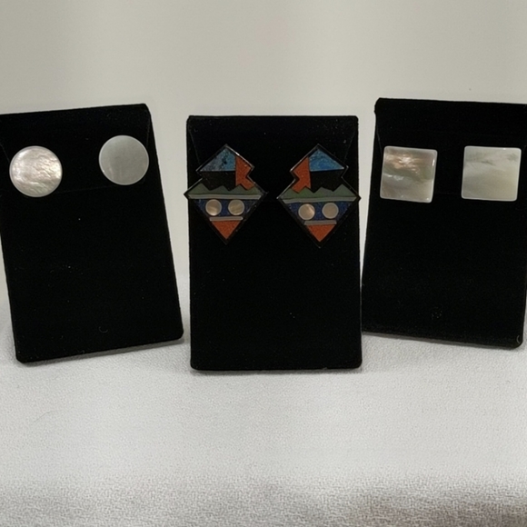 ๐จ๐ฆ Lot Of Early to Mid 80s Post Earrings - Picture 1 of 6